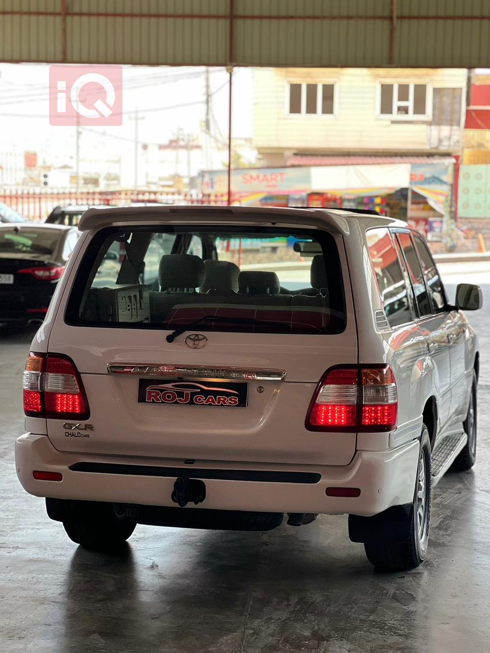 تۆیۆتا لاند کروزەر